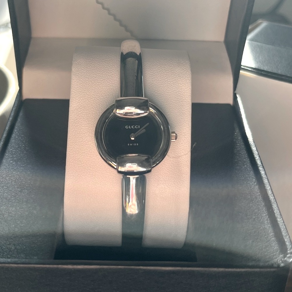 Gucci 1400L Watch